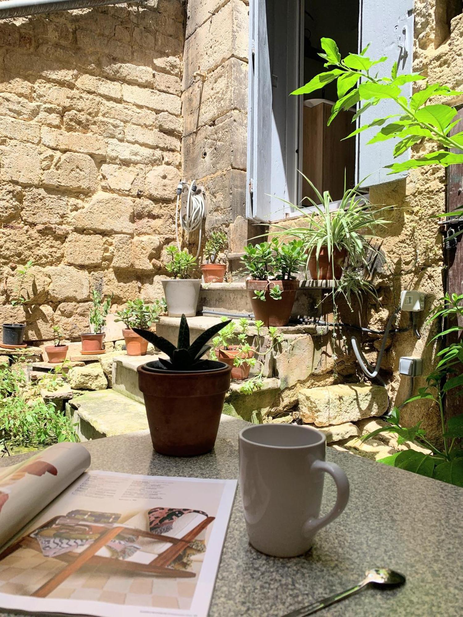 Home Chic Home - Les Suites De La Comedie Montpellier Exterior foto